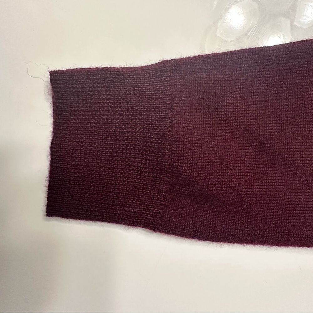 Skywalker Ranch exclusive sweater in Burgundy - Picture 6 of 6